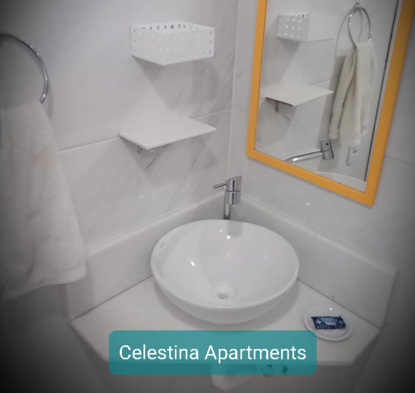 Apartamento No Centro De *